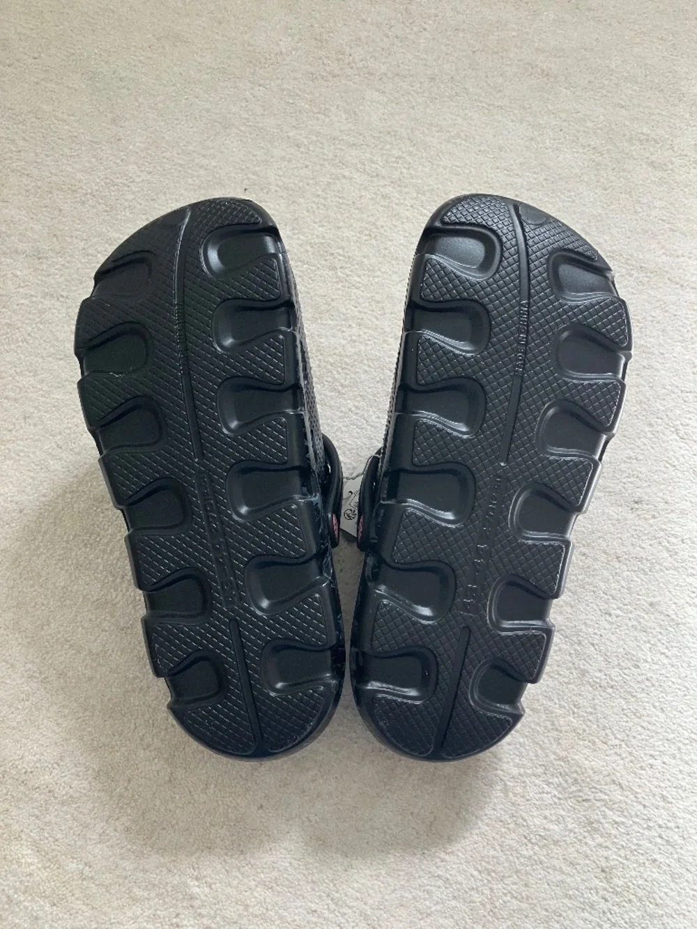 Miniso x Star Wars Darth Vader Clogs - Picture 6 of 11